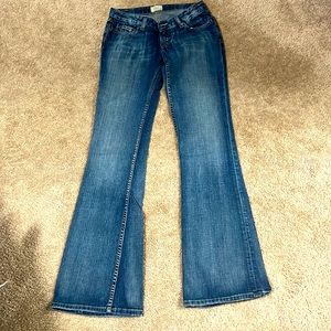 BKE Starlite Stretch. Size 27x33 1/2.